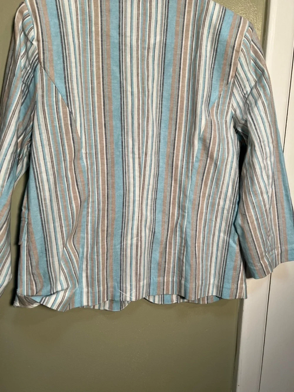 Laurie Felt Women's Size 12 Stripe Crop Blazer Blue Brown White Stripes Stretch